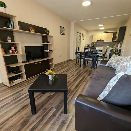 فارنا Emalena Apartment المظهر الخارجي الصورة