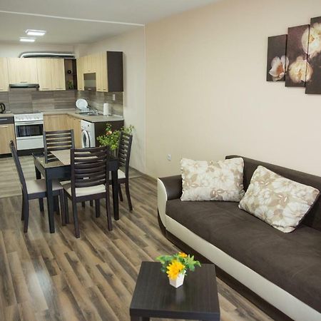 فارنا Emalena Apartment المظهر الخارجي الصورة